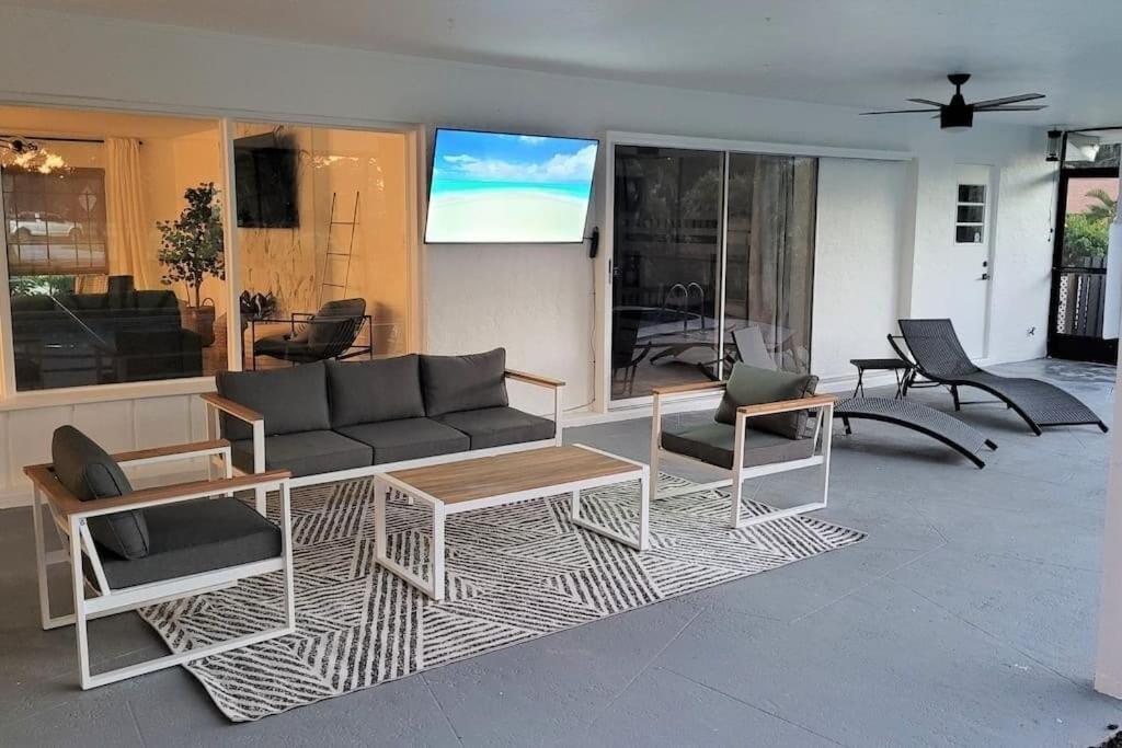 Remodeled 4Br Pool Home / Golf View/Near Beaches Sarasota Dış mekan fotoğraf
